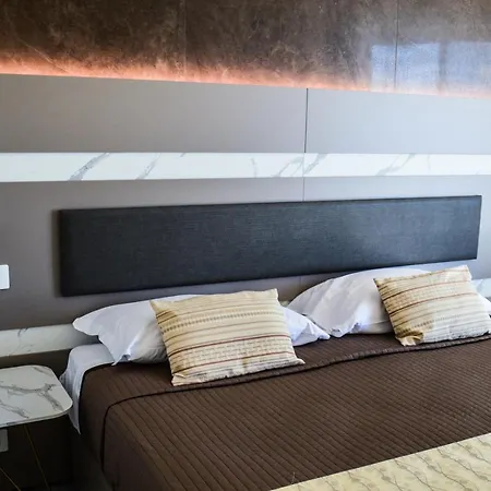 Mediterranea & Convention Center 4*