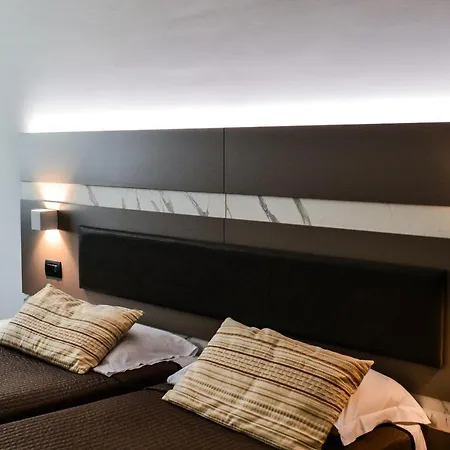Mediterranea & Convention Center 4*