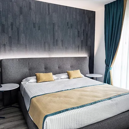 Mediterranea & Convention Center Hotell