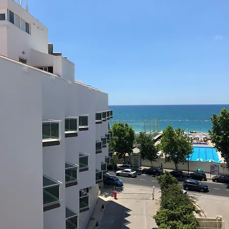 Mediterranea & Convention Center Hotell 4*
