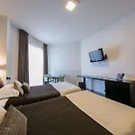 Mediterranea & Convention Center 4*