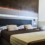 Mediterranea & Convention Center Otel