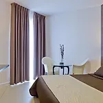 Otel Mediterranea & Convention Center 4*