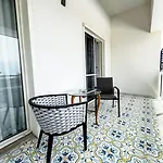 Mediterranea & Convention Center Otel Salerno