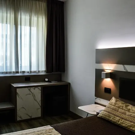 Mediterranea & Convention Center 4* Salerno