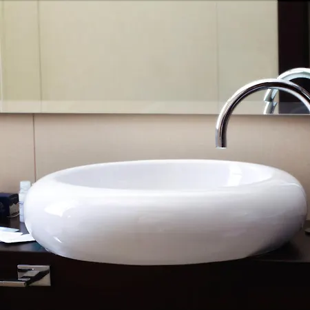 Hotel Mediterranea & Convention Center 4*