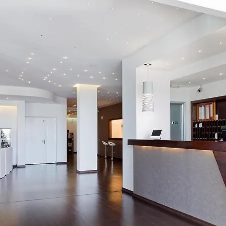 Hotel Mediterranea & Convention Center 4*