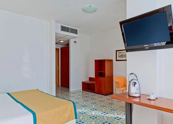 Mediterranea & Convention Center Hotel 4*