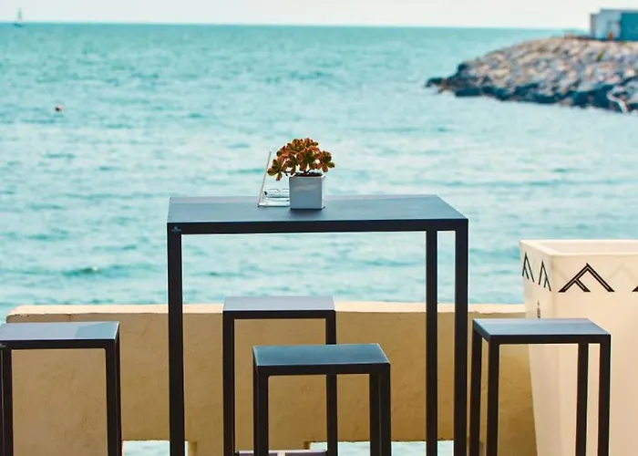 Mediterranea & Convention Center Hotel 4*