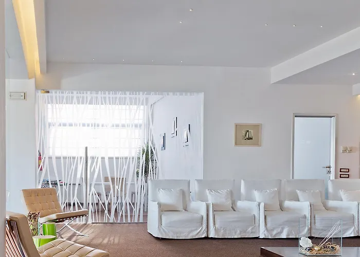 Mediterranea & Convention Center Salernes