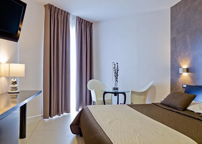 Hotel Mediterranea & Convention Center 4*