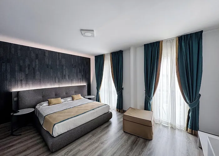 Hotel Mediterranea & Convention Center 4*