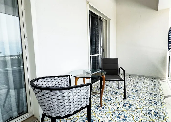 Mediterranea & Convention Center Hotel Salernes