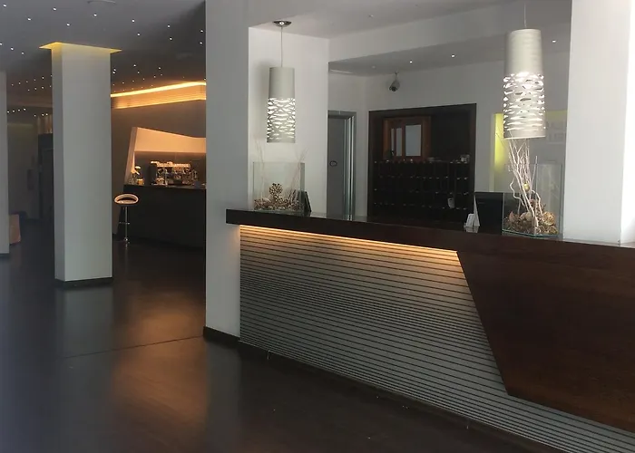 Mediterranea & Convention Center 4*